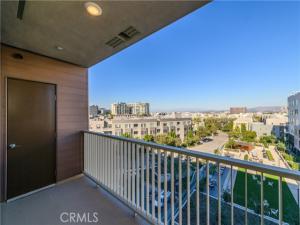 MLS #OC25255371 image #0