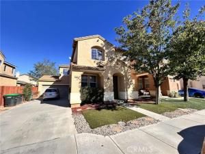 MLS #OC25255480 image #0