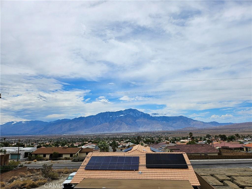 MLS #OC25255482 image #0