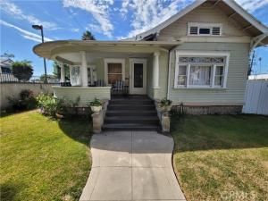 MLS #OC25255679 image #0