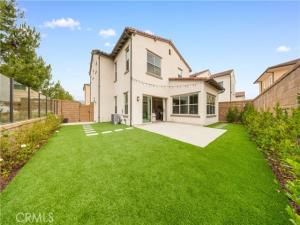 MLS #OC25255854 image #0