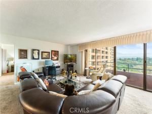 MLS #OC25198202 image #0