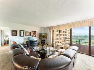 MLS #OC25255863 image #0