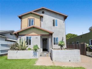 MLS #OC25255890 image #0