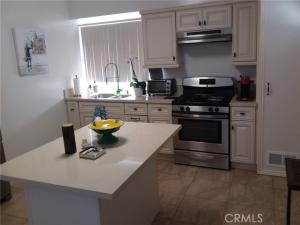 MLS #OC25255921 image #0