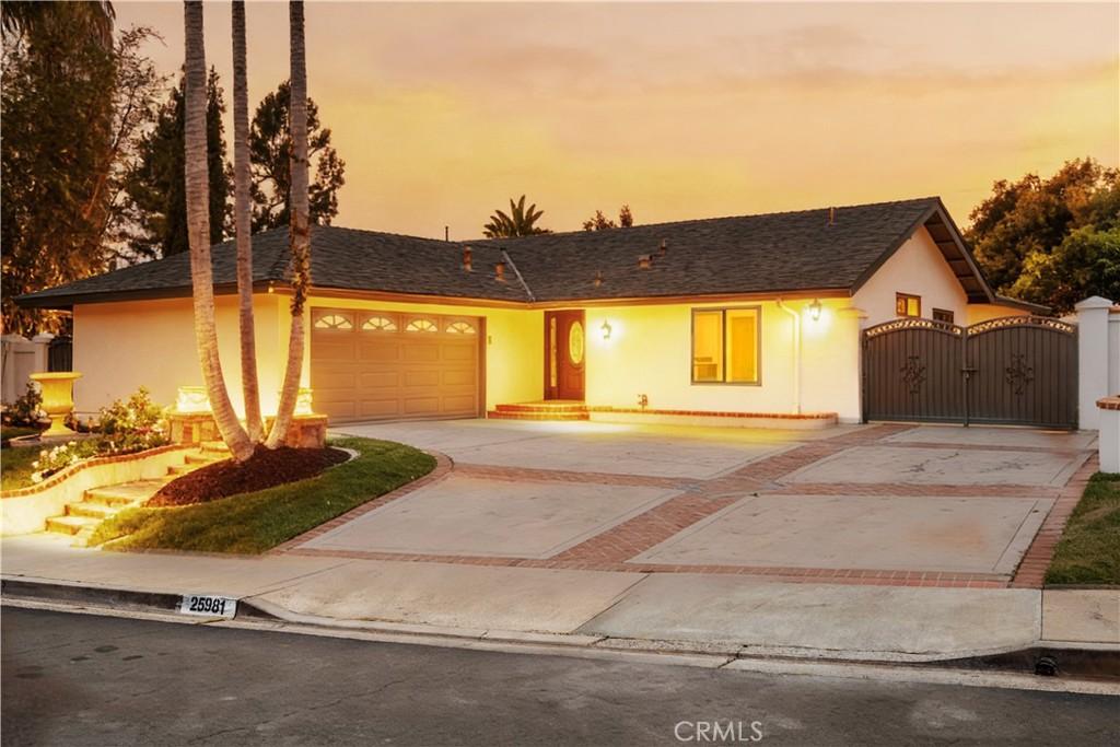 MLS #OC25255930 image #0