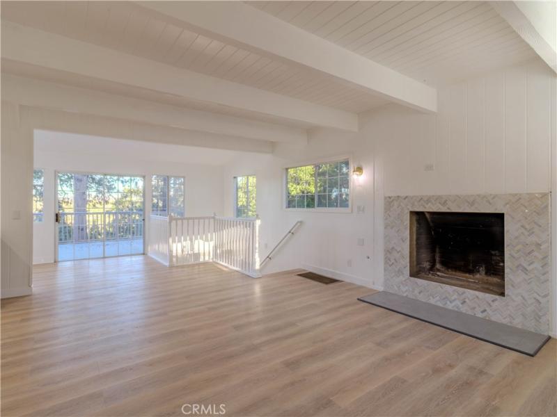 MLS #OC25255931 image #0