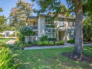 MLS #OC25255938 image #0