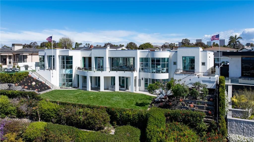 MLS #OC25255989 image #0