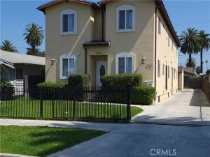 MLS #OC25256280 image #0