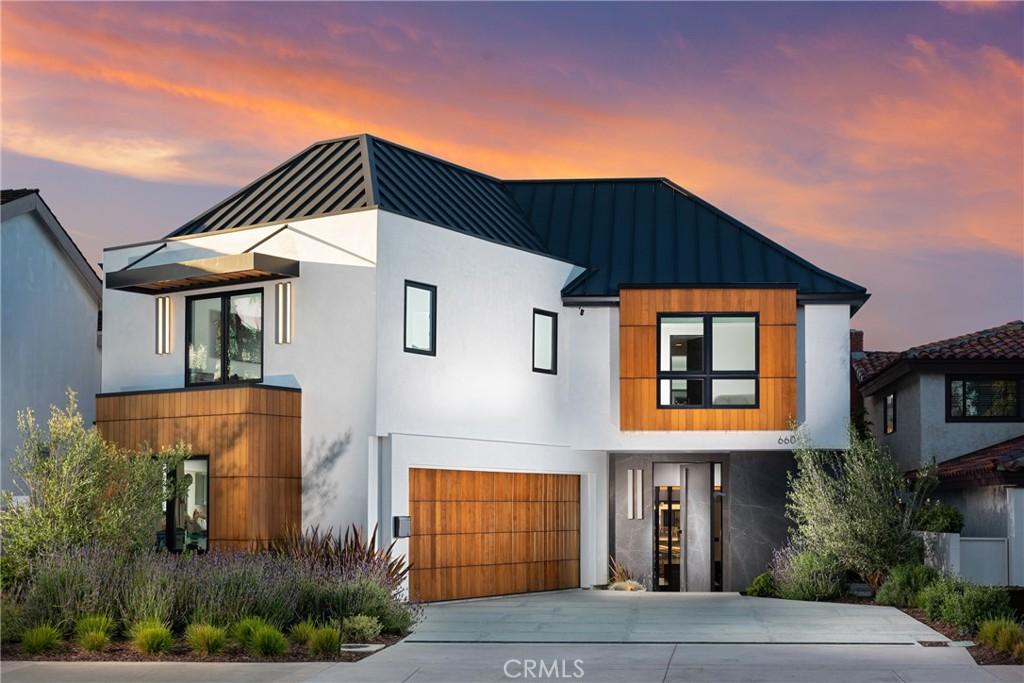 MLS #OC25256286 image #0