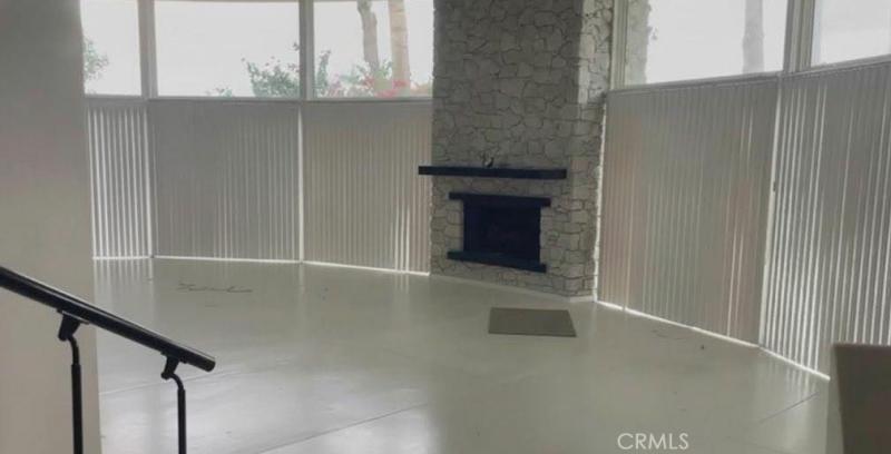 MLS #OC25256345 image #0