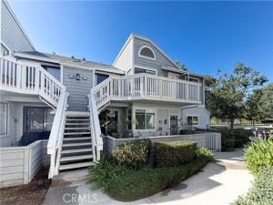 MLS #OC25256640 image #0