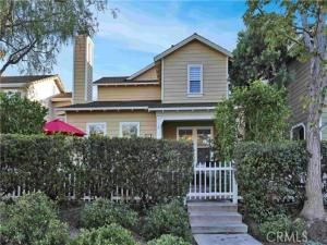 MLS #OC25256701 image #0