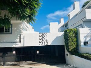 MLS #OC25256703 image #0