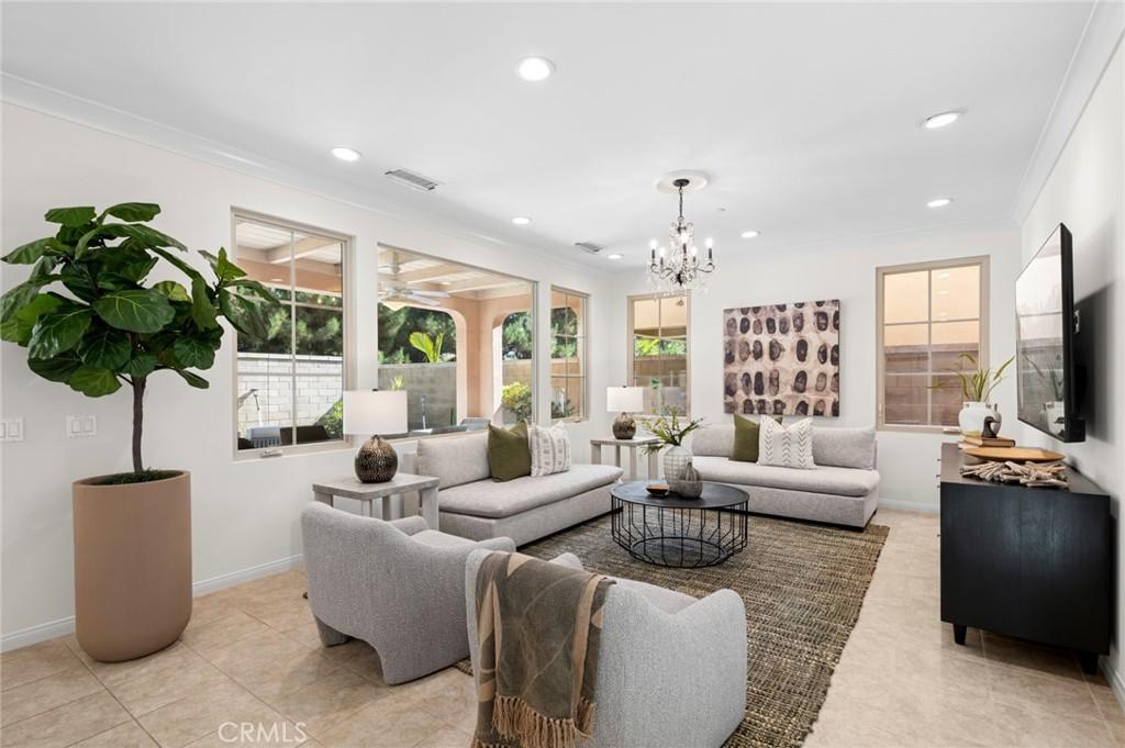 MLS #OC25256893 image #0