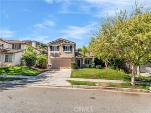 MLS #OC25256929 image #0