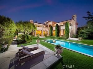 MLS #OC25256960 image #0