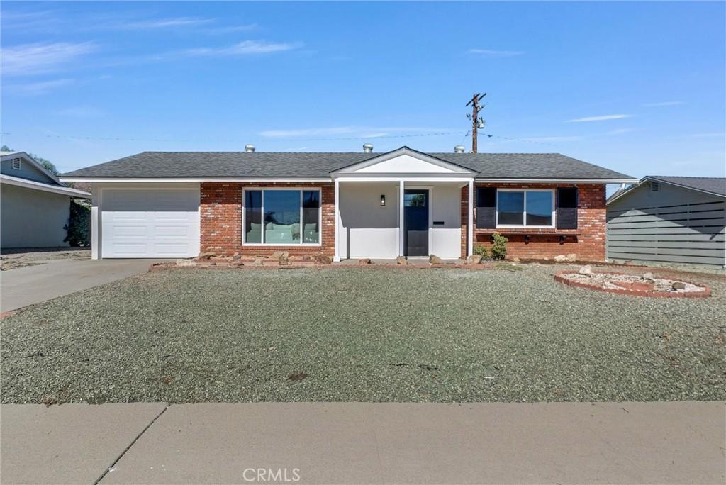 MLS #OC25257009 image #0