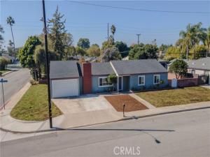 MLS #OC25257023 image #0