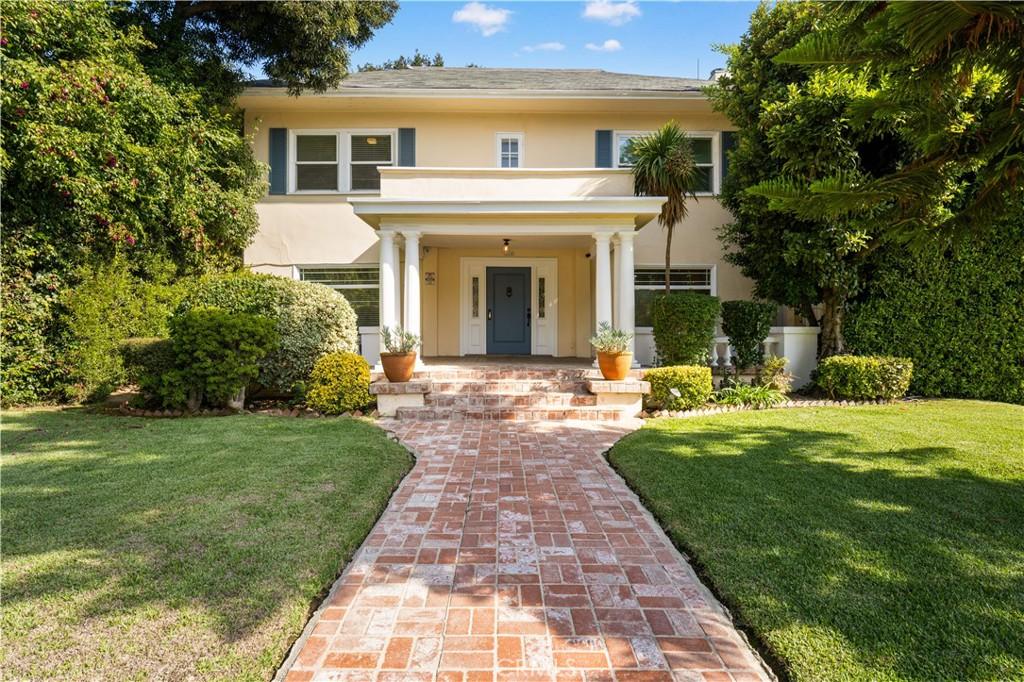 MLS #OC25257086 image #0