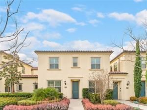 MLS #OC25257539 image #0