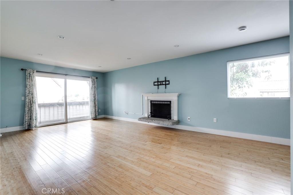 MLS #OC25257753 image #0