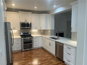 MLS #OC25257787 image #0