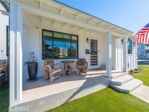 MLS #OC25257813 image #0