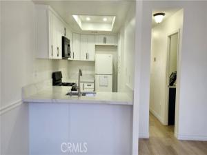 MLS #OC25257908 image #0