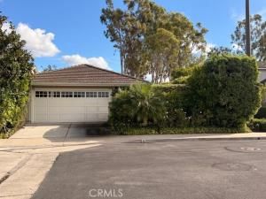 MLS #OC25257965 image #0