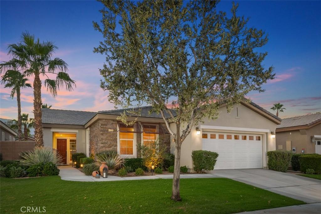 MLS #OC25258000 image #0