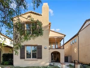 MLS #OC25258050 image #0