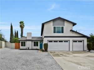 MLS #OC25258419 image #0