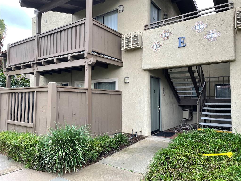 MLS #OC25258441 image #0