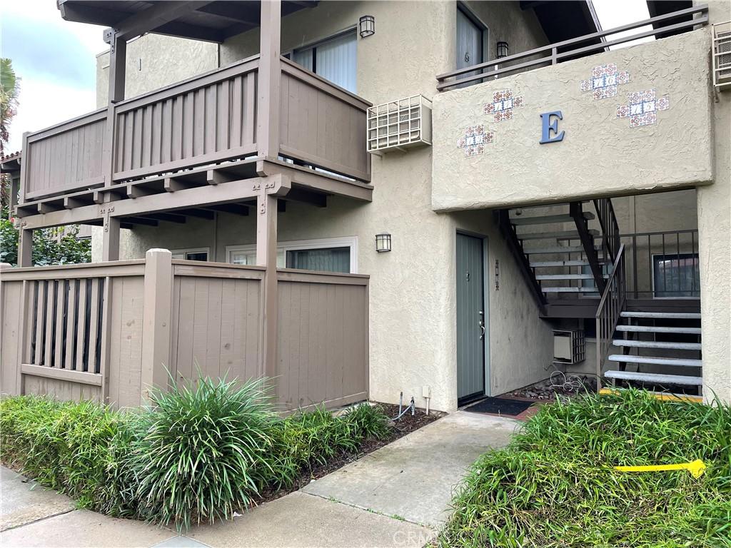 MLS #OC25258441 image #0