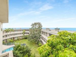 MLS #OC25258519 image #0