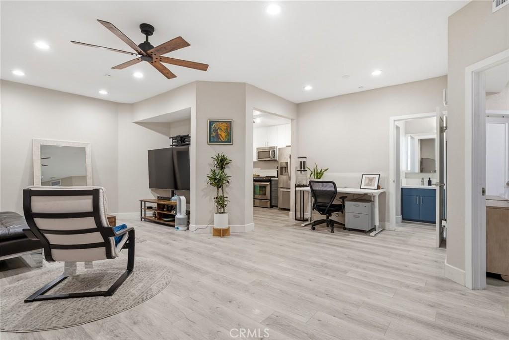 MLS #OC25258591 image #0