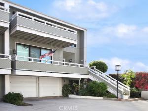 MLS #OC25258782 image #0