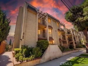 MLS #OC25258786 image #0