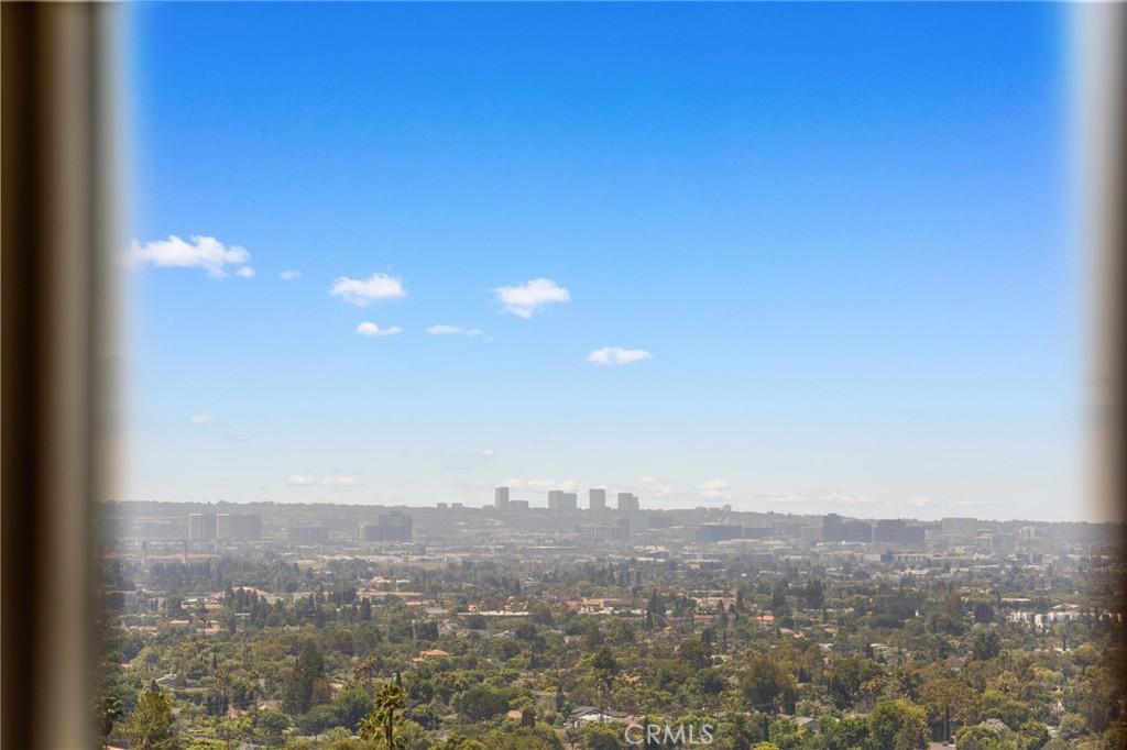 MLS #OC25258816 image #0