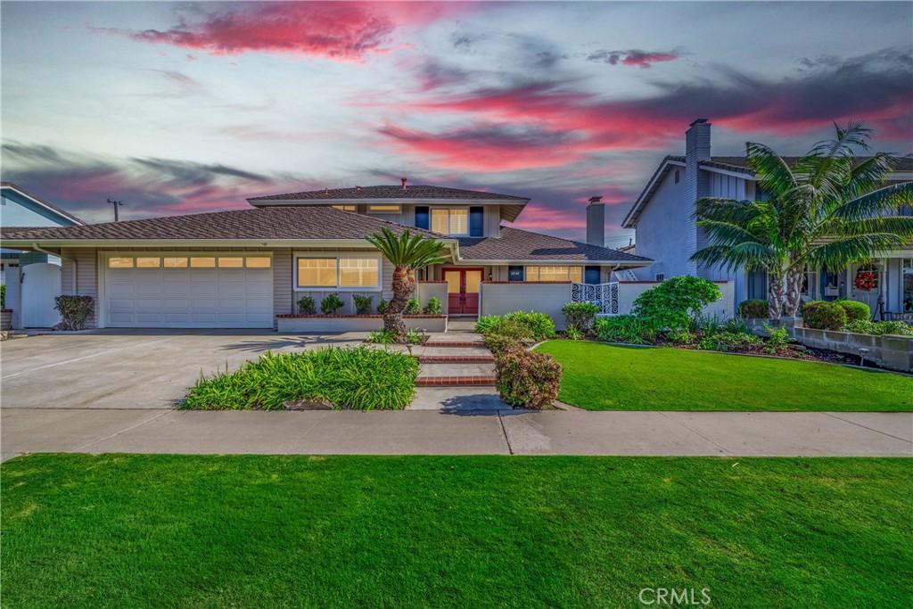 MLS #OC25258855 image #0