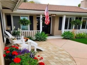 MLS #OC25258876 image #0