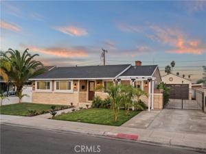 MLS #OC25259133 image #0