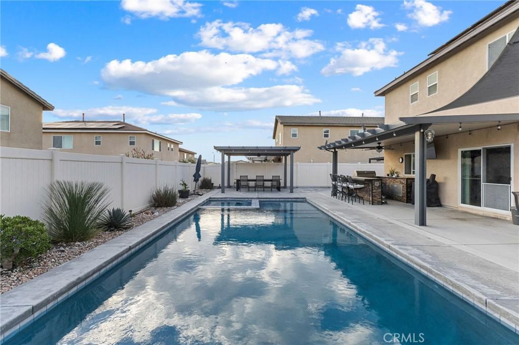 MLS #OC25259321 image #0