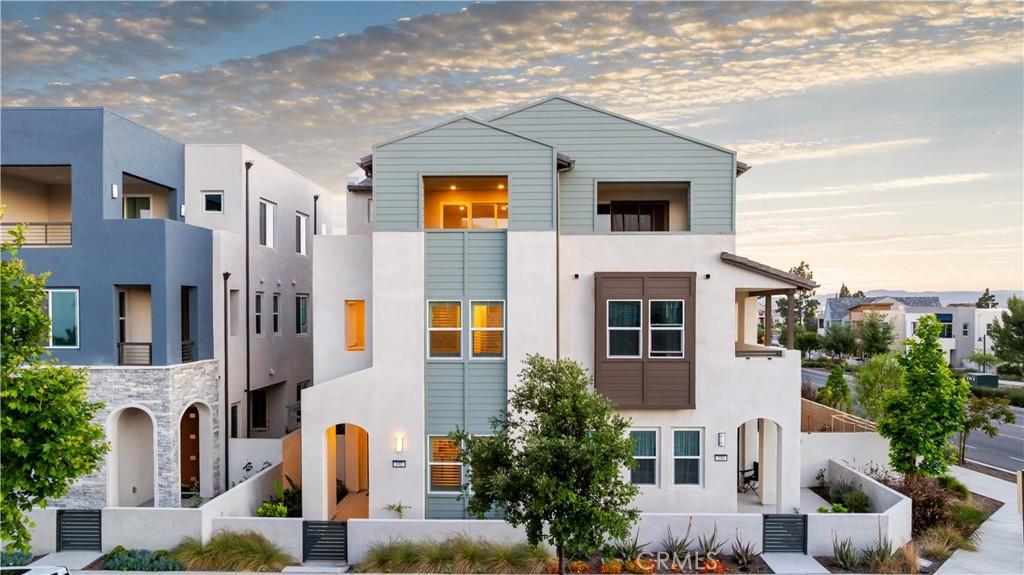 MLS #OC25259442 image #0