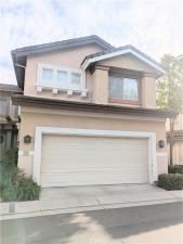 MLS #OC25259715 image #0