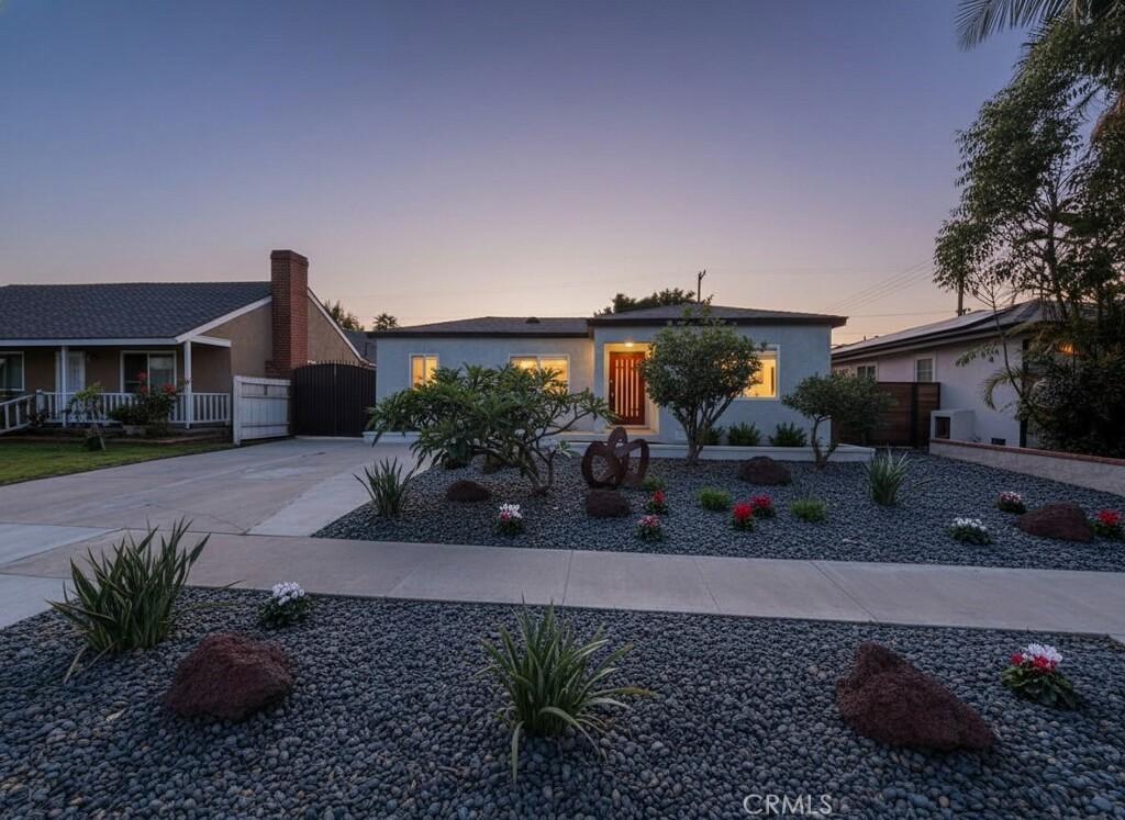 MLS #OC25259836 image #0