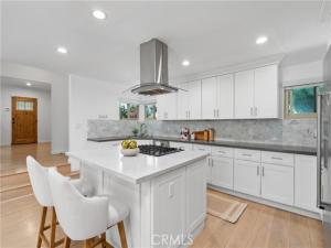 MLS #OC25260107 image #0