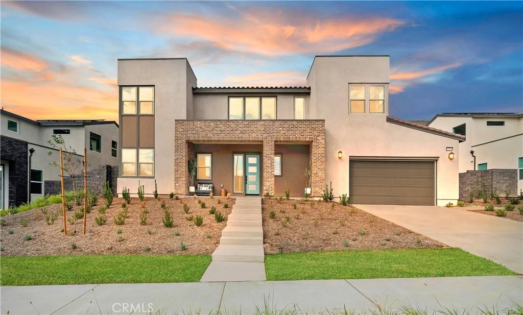 MLS #OC25260470 image #0